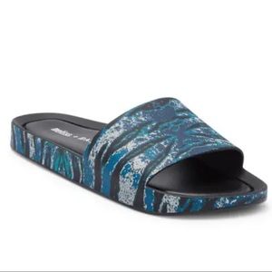 Melissa Baja East Slide